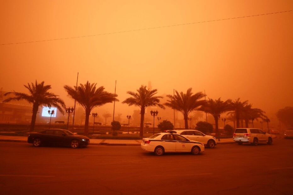 10 fotos apocalípticas de la impresionante tormenta de arena en Irak