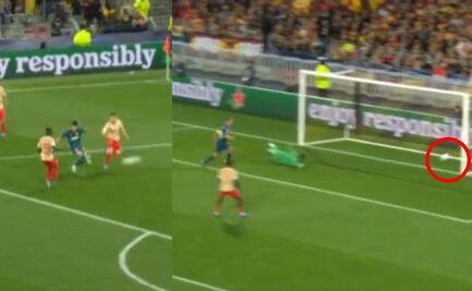 El Chucky Lozano casi termina su sequía de un año sin marcar gol en Champions League