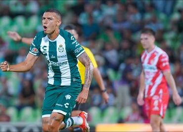 ¡Por fin llegó el triunfo! De último minuto Santos sumó sus primeros tres puntos al vencer a Necaxa