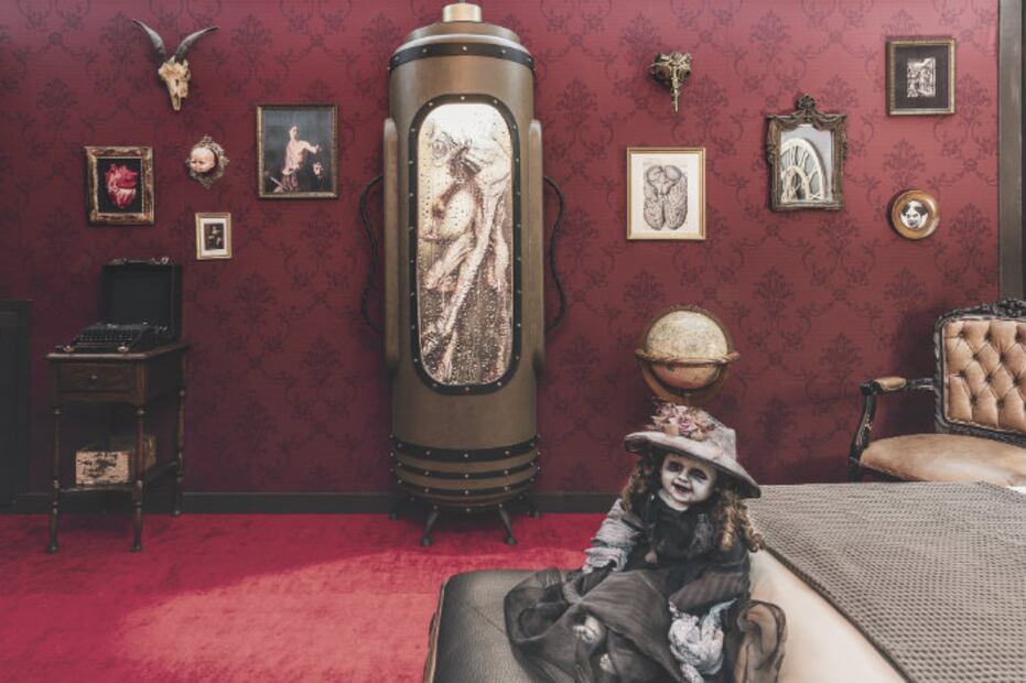 Duerme en la “Monster Suite” de los monstruos de Guillermo del Toro