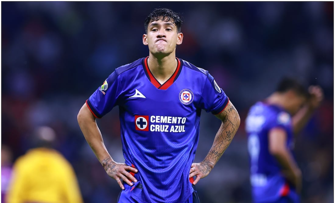 Uriel Antuna con Cruz Azul - Imago7