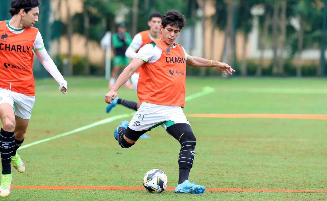 José Juan Juan entrena con Santos previo al Clausura 2025. Foto: Club Santos