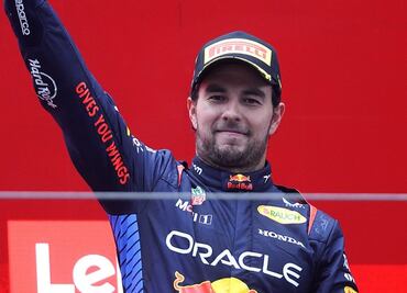 Checo Pérez seguirá en la F1 10 años más, afirma el papá del piloto