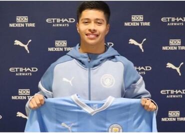 Mexicano, Alex Alcalá, debutó con gol en el Manchester City