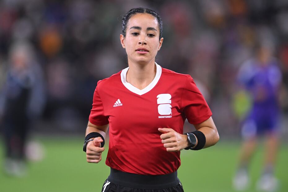 Su carrera arbitral ha sido muy corta y eso le ha bastado para estar en los primeros lugares.  Foto: Imago7.