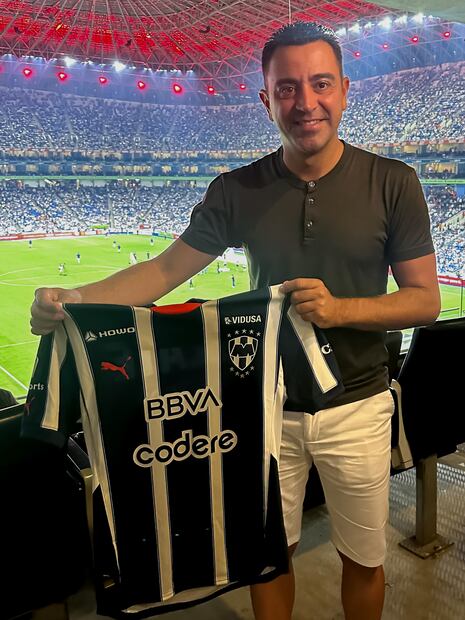 Xavi Hernández con la camiseta del Monterrey / Foto: Especiales