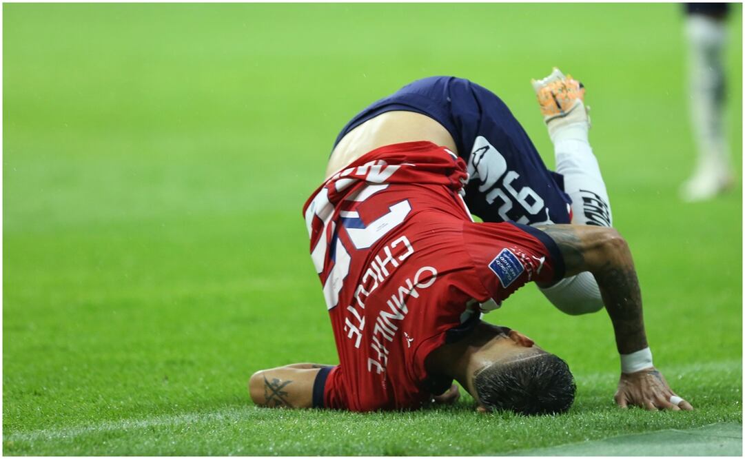 Cristian Calderón en un partido con Chivas / FOTO: Imago7