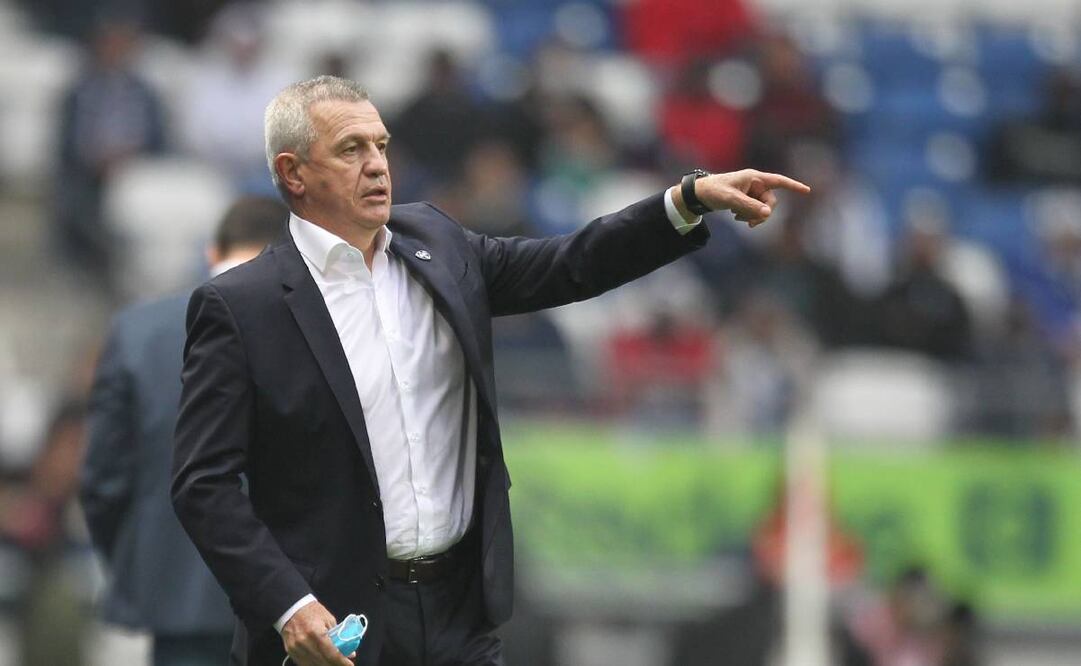 Aguirre dice que es momento de apoyar al Jimmy Lozano. Foto: Imago7.