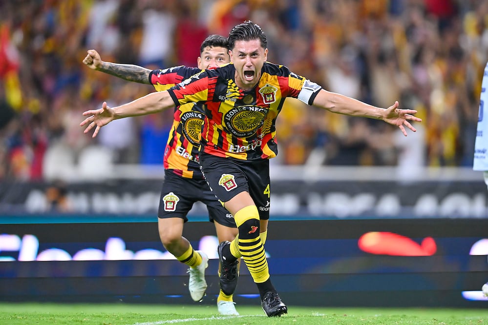 Arturo Ledesma festeja su gol durante el partido correspondiente a la Vuelta de la Gran Final del torneo Clausura 2025 de la Liga BBVA Expansión MX. FOTO: Imago7