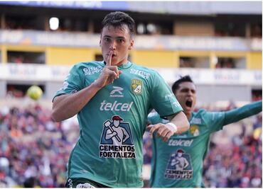 León se impone al Atlas a domicilio con agónico gol de Federico Viñas