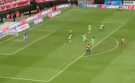 ¡Un auténtico golazo! Beltrán anotó el segundo tanto de Chivas para aumentar la ventaja vs Juárez