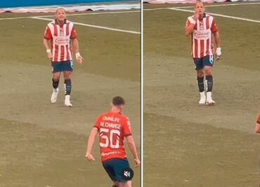 Chicharito Hernández explotó en pleno partido y regañó a uno de los jóvenes por no pasarle el balón