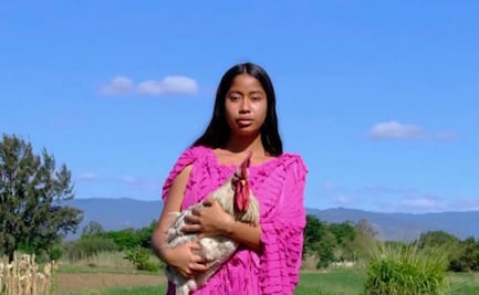 Karen Vega, la primera modelo oaxaqueña en la portada de Vogue