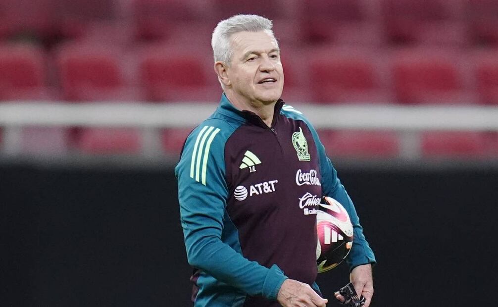 Javier Aguirre tuvo que disponer de dos jugadores de Mazatlán.  Foto: Imago7.