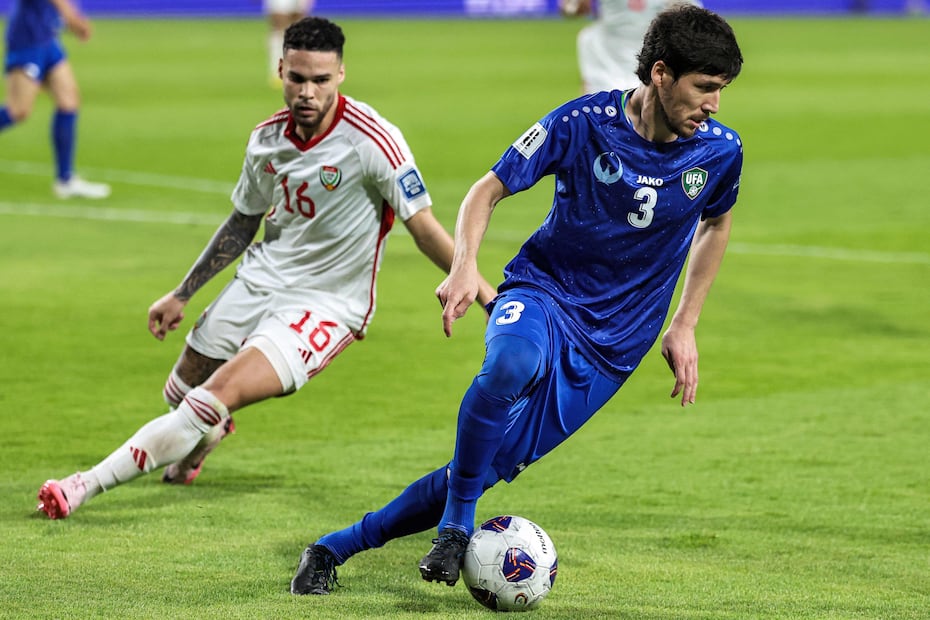 Uzbekistán y Emiratos Árabes Unidos en la FIFA World Cup Asian Qualifier - Foto: AFP