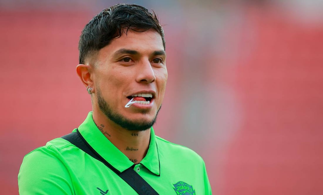 Carlos Salcedo ha tenido diferentes criticas por actual nivel.  Foto: Imago7.