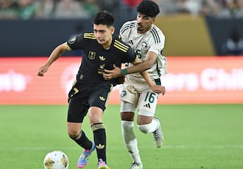 Santiago Giménez reveló el "secreto" que hace diferente a Gilberto Mora en la Selección Mexicana
