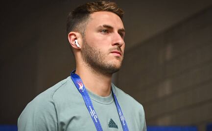 Santiago Giménez vuelve a levantar interés de equipos europeos; Uno de los denominados grandes está interesado en el atacante mexicano