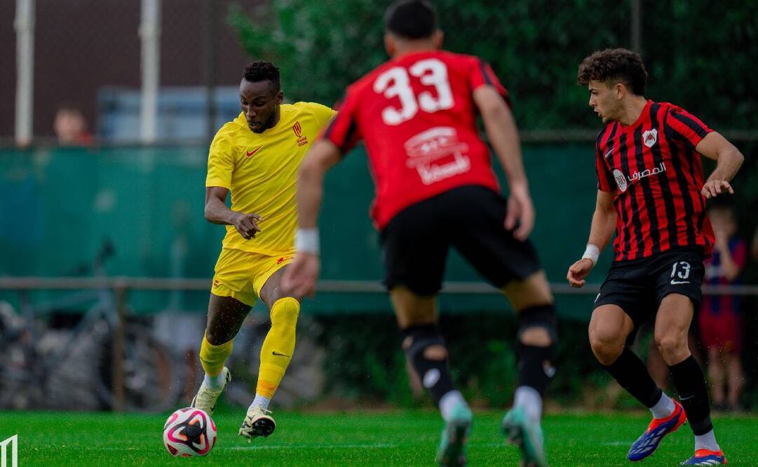 Julián Quiñones tuvo su primer partido con el Al Qadisiyah  de Arabia Saudita. Foto: Especial