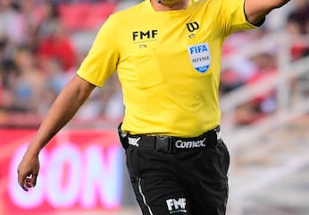 Árbitros mexicanos reciben fuertes amenazas previo al partido Guatemala vs Panamá