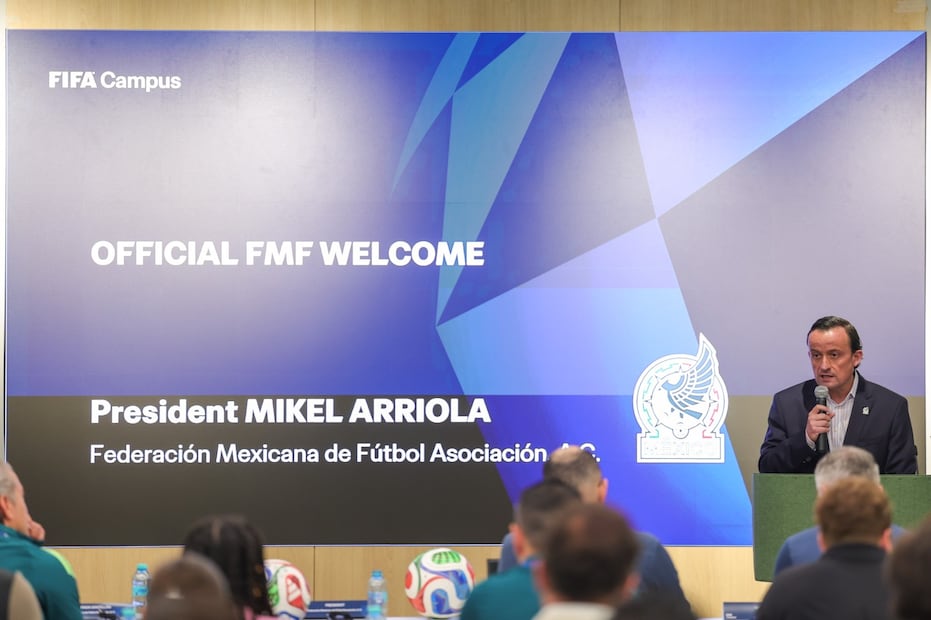 Mikel Arriola en la charla de esta mañana en el CAR/ Foto: Imago7