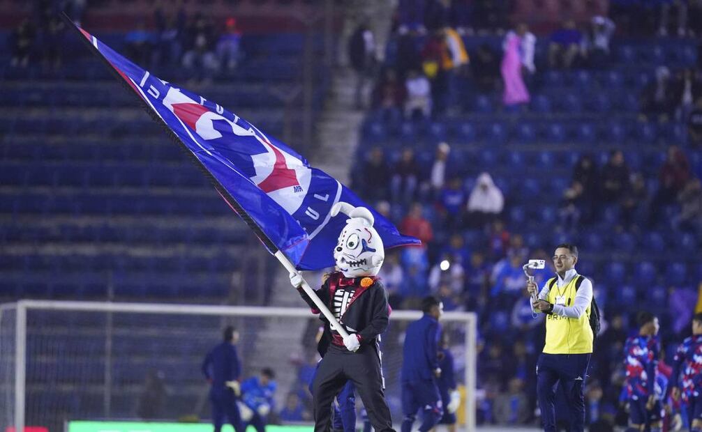 Cruz Azul sería uno de los tres equipos que no se vio afectado por la clausura del inmueble.  Foto: Imago7.