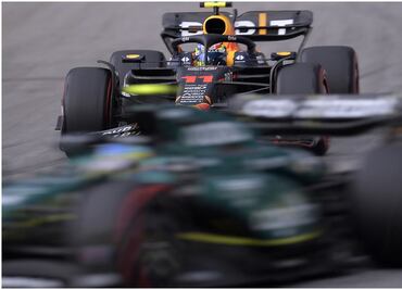 VIDEO: 'Checo' Pérez vs Fernando Alonso, así fue el final de infarto del GP de Brasil