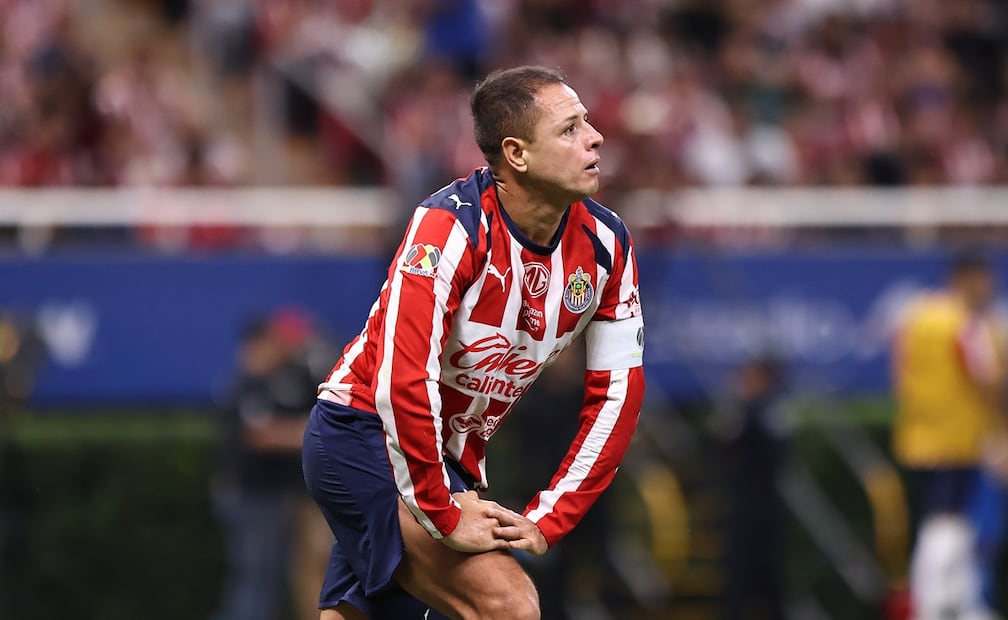 Javier Hernández durante la derrota de Chivas ante Toluca | FOTO: Imago7