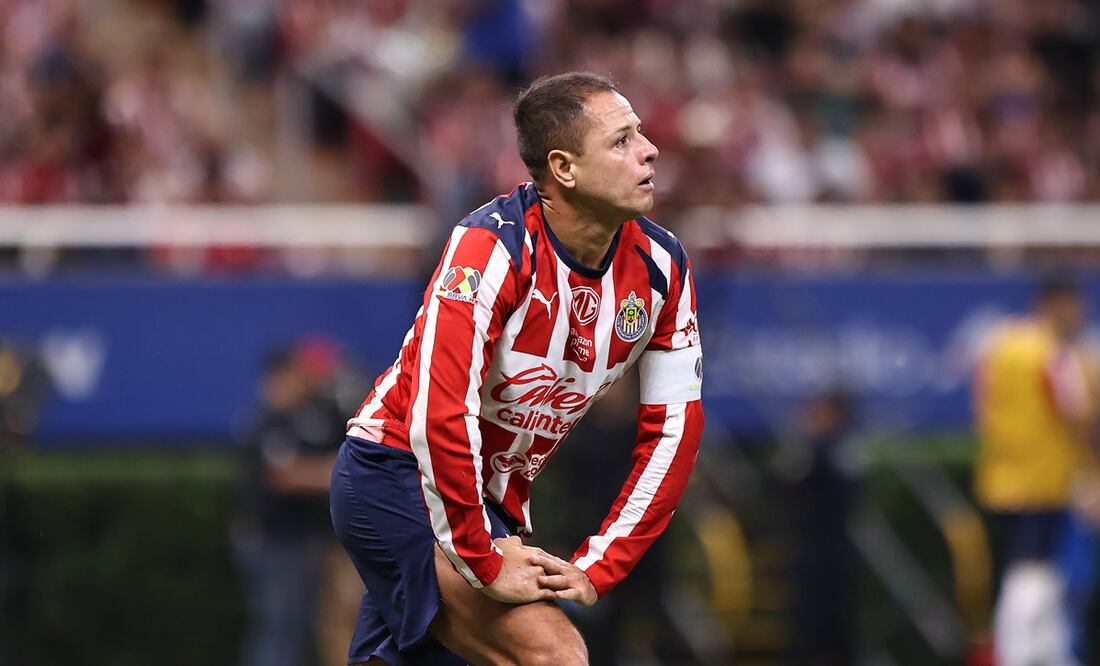 Javier Hernández durante la derrota de Chivas ante Toluca | FOTO: Imago7