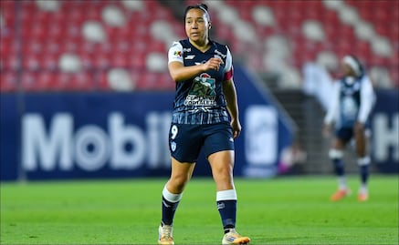 Entrenador de Pachuca lamenta que Charlyn Corral no sea reconocida en México: "La atacan y no le dan valor"