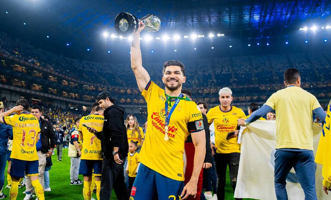 Henry Martín tuvo un año redondo en el que logró cuatro títulos con el América. Foto: Imago7