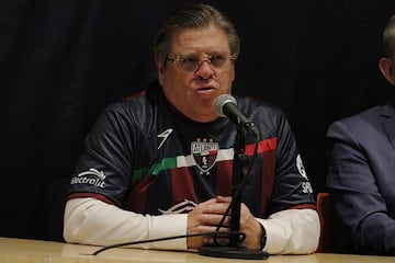 Miguel Herrera critica la concentración de Javier Aguirre rumbo al Mundial 2026: "Yo preferiría que jugaran Liguilla"