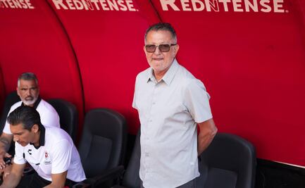 Juan Carlos Osorio revienta a joven futbolista que debutó con Xolos