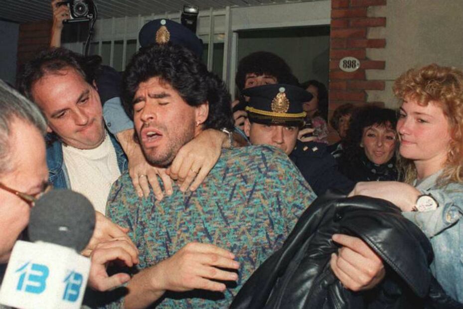 Maradona: 10 de los múltiples escándalos de “El Diez”