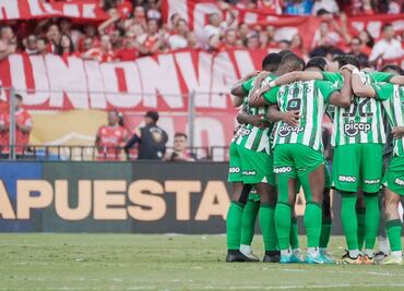 Atlético Nacional empata con Tolima; el doblete de Efraín Juárez queda en suspenso