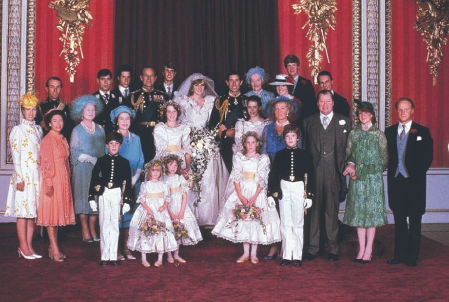 Exhibirán el vestido de novia de Lady Di a 40 años de su boda con Carlos