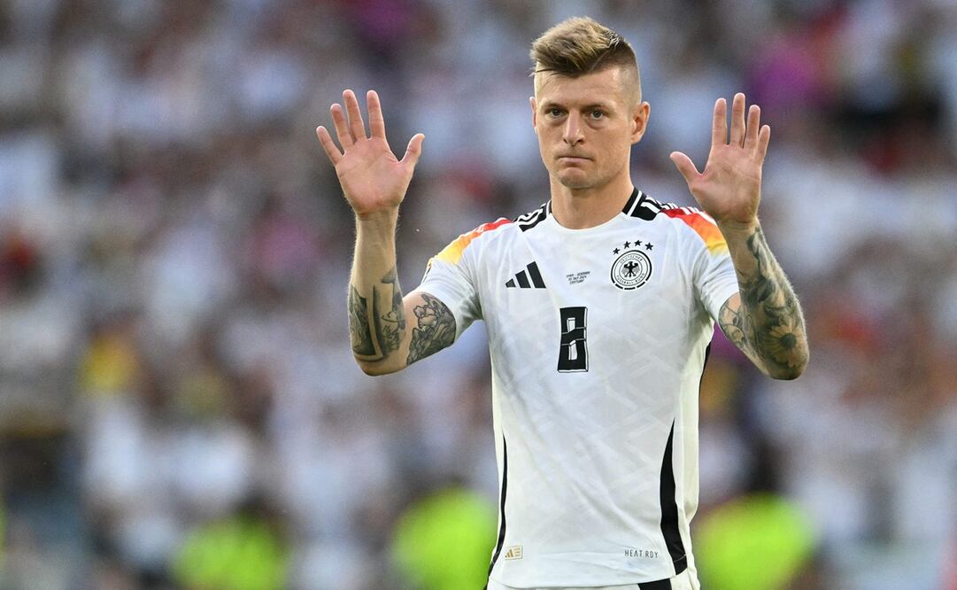 Toni Kroos durante el duelo entre Alemania y España - Foto: AFP