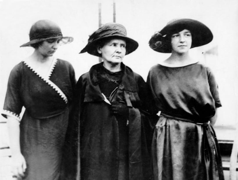 Eve, la hija de Marie Curie que NO quiso ser científica