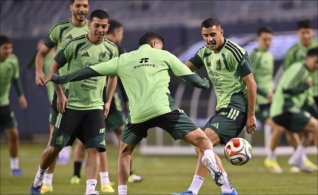 Jugadores de la Selección Mexicana entrenan previo a un duelo amistoso rumbo al Mundial 2026. FOTO: Imago7