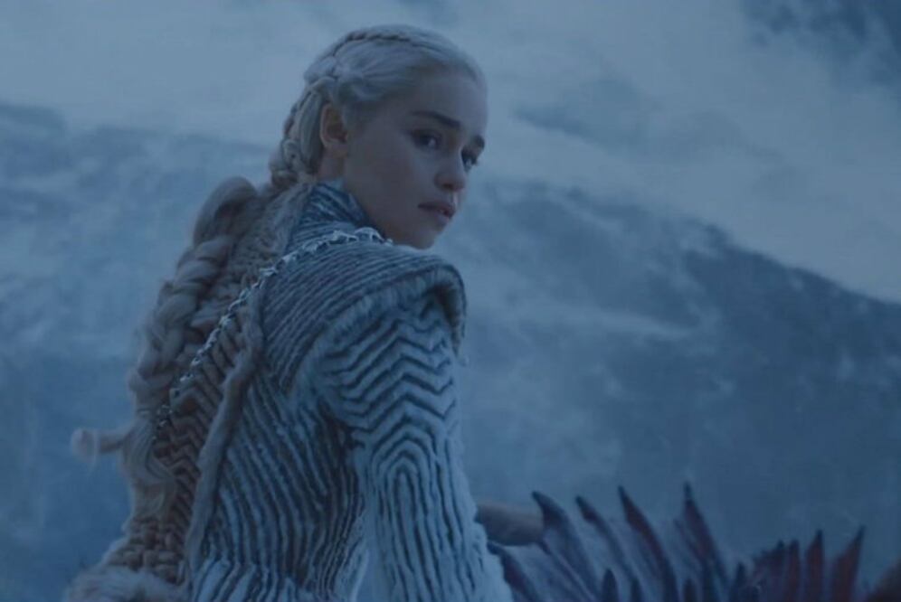 Apenas está en desarrollo, pero el próximo proyecto de Emilia es dar vida a la poetisa Elizabeth Barrett Browning en la cinta “Let Me Count the Ways”. Además, la veremos en el thriller “Above Suspcion”. (Foto: HBO)