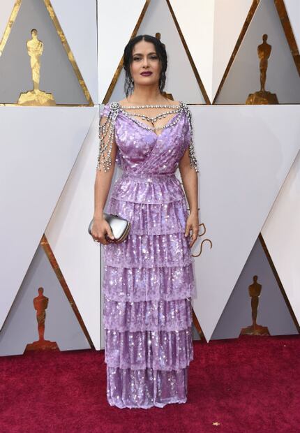 Los vestidos más atrevidos que Salma Hayek ha lucido en los Óscar