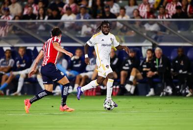 Con dosis de dramatismo Chivas se despide de la Leagues Cup tras caer ante LA Galaxy en penaltis