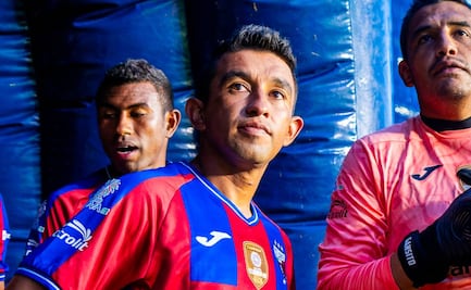 Hobbit Bermúdez rompe el silencio después de que Ernesto Ruiz lo fracturara