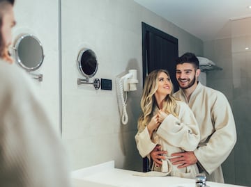 10 tips para disfrutar una sesión de sexo con espejos