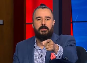 Álvaro Morales sugiere a la gente "sentir pena" por la afición de Chivas; lo amenazan en redes sociales tras sus palabras