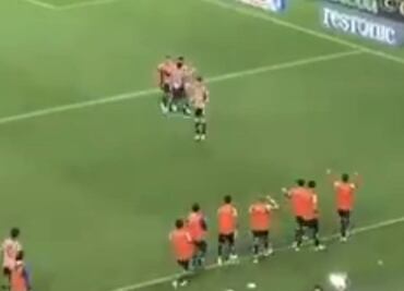 Pocho Guzmán hizo berrinche y rechazó el gafete de capitán de Chivas