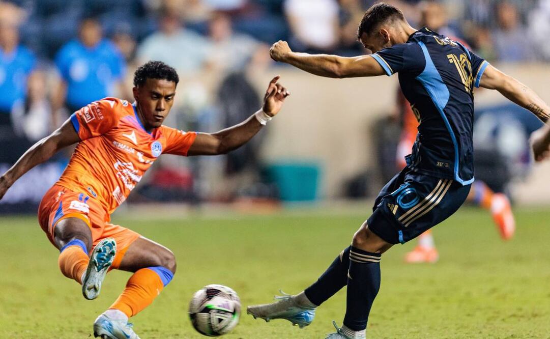 Mazatlán no pudo llevarse la victoria en los 90 minutos y perdió en penales. Fotos: @LeaguesCup