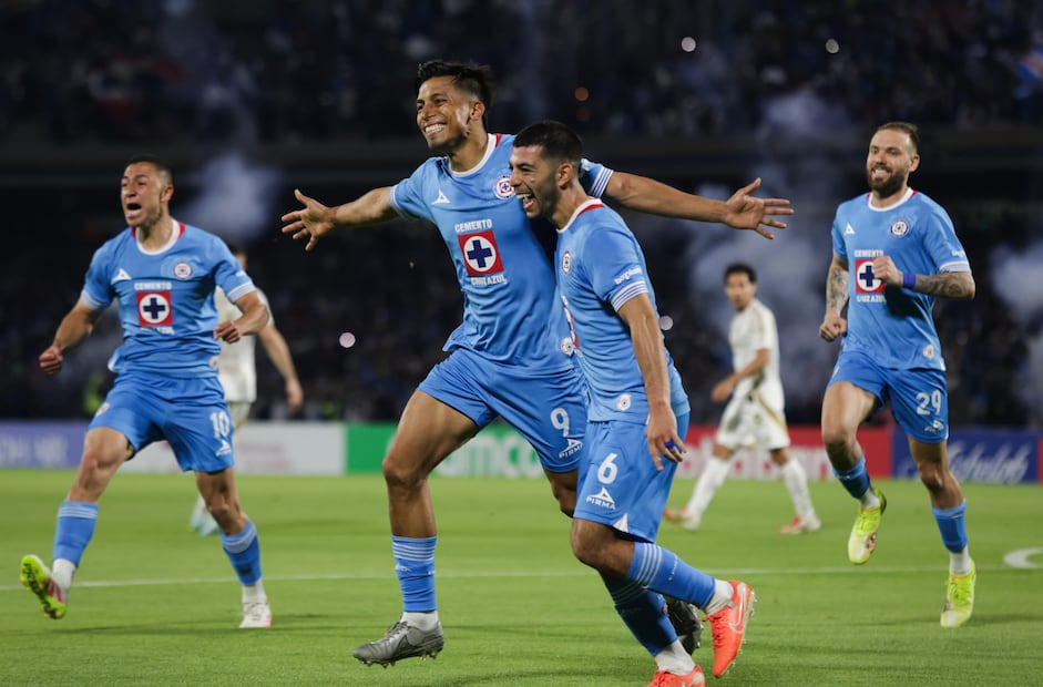 Cruz Azul en festejo de gol, durante la semifinal de la Copa de Campeones de la Concacaf ante Tigres - Foto: Carlos Mejía/EL UNIVERSAL