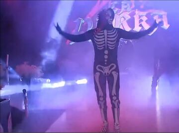 ¡La Parka está de vuelta! Así fue la presentación de la Huesuda en Rey de Reyes