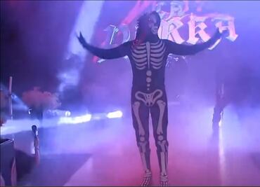 ¡La Parka está de vuelta! Así fue la presentación de la Huesuda en Rey de Reyes